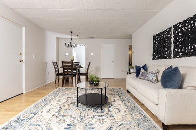 10 Foster St unit 202, Wakefield, MA 01880 - photo 3