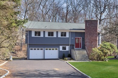 41 Sundance Dr, Cos Cob, CT 06807 - photo 3