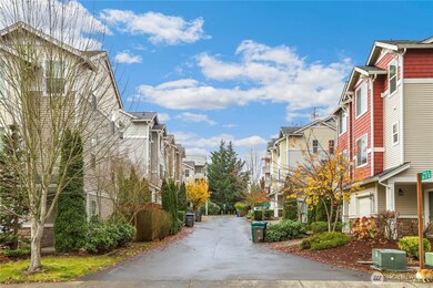 212 126th St SE unit A, Everett, WA 98208 - photo 2