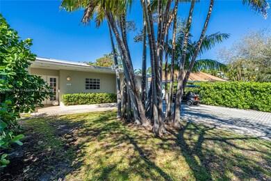 698 Glenridge Rd, Key Biscayne, FL 33149 - photo 4