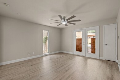 2310 Bamboo Dr unit J106, Arlington, TX 76006 - photo 7