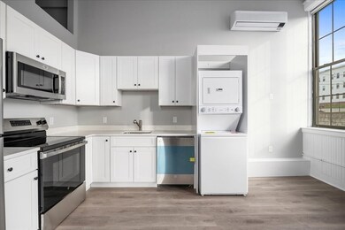 22 Waverly St, Worcester, MA 01604 - photo 5