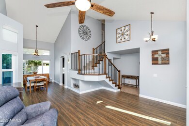 822 W Kyle Ct, Gilbert, AZ 85233 - photo 2