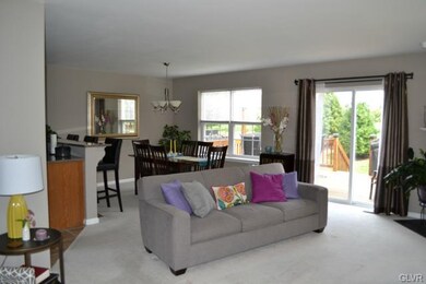 6833 Hunt Dr, Macungie, PA 18062 - photo 7