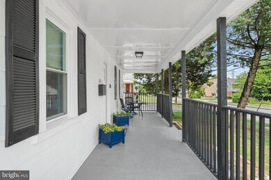 105 W North Ln, Conshohocken, PA 19428 - photo 4