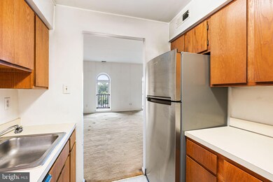 825 N 29th St unit 4I, Philadelphia, PA 19130 - photo 7