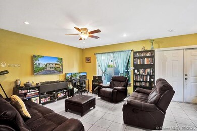 7592 NW 73rd Terrace, Tamarac, FL 33321 - photo 4