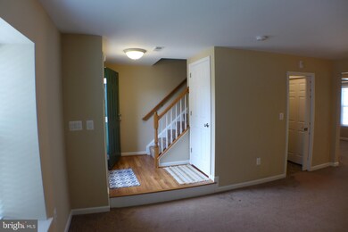 200 Saint Johns Square, Sterling, VA 20164 - photo 4
