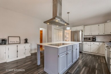 864 Ravinia Ct, Batavia, IL 60510 - photo 7