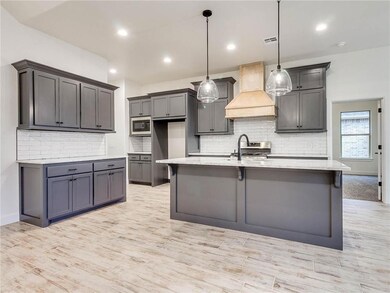 1400 Monterey Dr, Norman, OK 73072 - photo 7