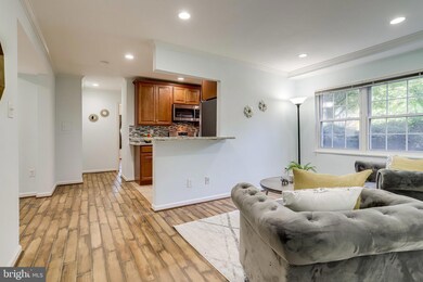 2305 Farrington Ave unit 102, Alexandria, VA 22303 - photo 4