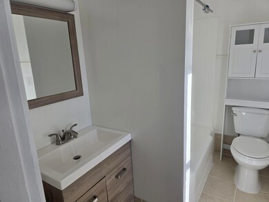 147 Pearl St unit 2nd Fl, Enfield, CT 06082 - photo 7