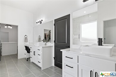 MASTER BATH WITH DUAL VANITIES