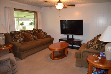 9758 Southport Dr, Houston, TX 77089 - photo 7