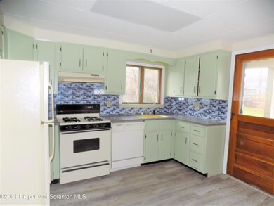 28 Glinko St, Scranton, PA 18504 - photo 3