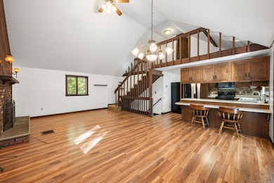 421 Kitemaug Rd, Uncasville, CT 06382 - photo 7