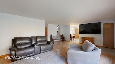 1534 E Gay Ln, Midland, MI 48640 - photo 7