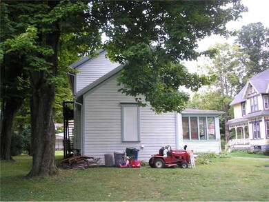 340 Euclid Ave, Saegertown, PA 16433 - photo 4