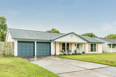 316 Hurstgreen Ln, Alvin, TX 77511 - photo 3