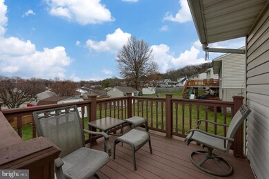 4171 Magnolia Dr, Mount Joy, PA 17552 - photo 4
