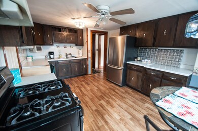 323 Garfield Ave, Hawley, PA 18428 - photo 5