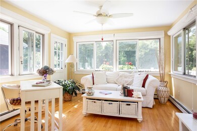 Sunroom bright cheerful all year round!