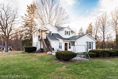 4141 van Amberg Rd, Brighton, MI 48114 - photo 6