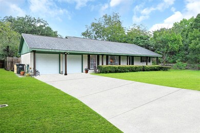 1503 Alta Vista Dr, Alvin, TX 77511 - photo 2