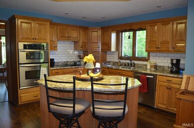 122 Michael Ln, Sharpsville, IN 46068 - photo 2