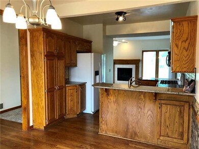 13824 W 58th Terrace, Shawnee, KS 66216 - photo 4