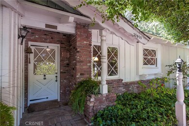 21400 Arcos Dr, Woodland Hills, CA 91364 - photo 3