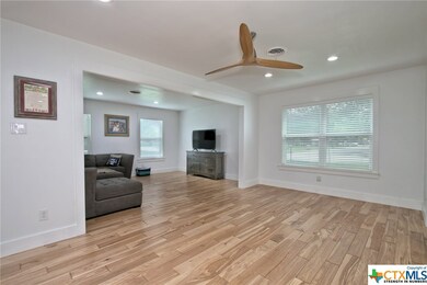 1188 Rivercrest Dr, New Braunfels, TX 78130 - photo 6