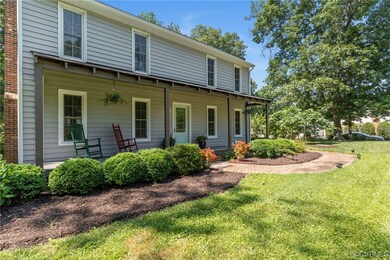 View of front of house featuring a front lawn