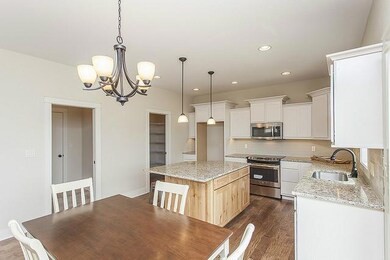 Kitchen. Photos similar to home