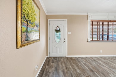 3904 Lakewood Dr, Fort Worth, TX 76135 - photo 5