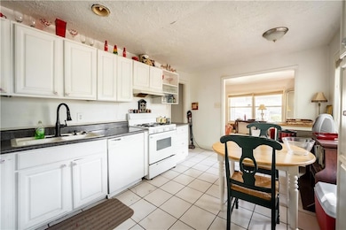 311 Henry Aaron Ave SW, Atlanta, GA 30310 - photo 6