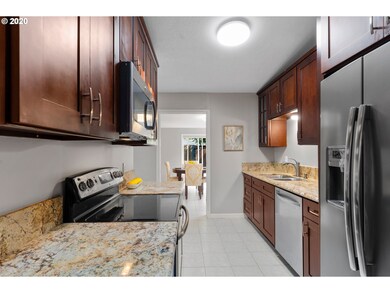 1920 SW Wellington Ave, Portland, OR 97225 - photo 6