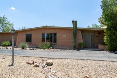 6701 N Pomona-5