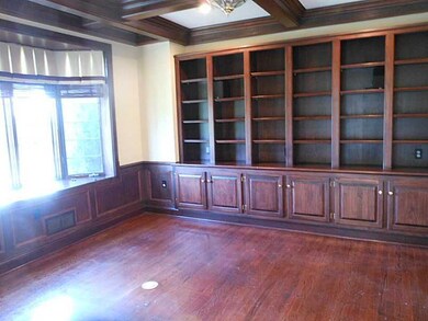 Studio/Study/Office. The graciously sized 1st floo