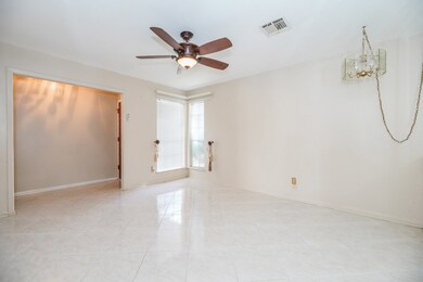 10519 Rambling Trail, Houston, TX 77089 - photo 6