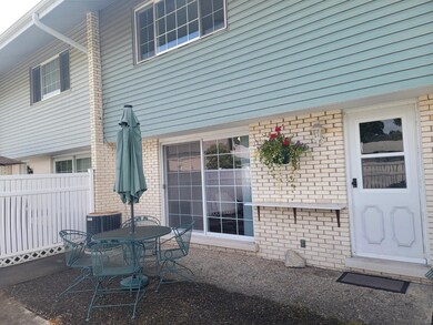 806 Birch Tree Ln, Michigan City, IN 46360 - photo 2