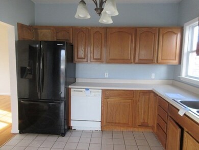 166 Knight St, Woonsocket, RI 02895 - photo 5