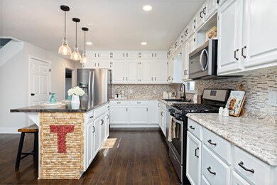 686 Cold Springs Rd, Stuarts Draft, VA 24477 - photo 3