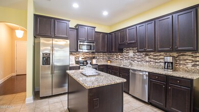 14136 Anandale Cir, Gulfport, MS 39503 - photo 2