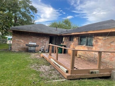 1335 Tarberry Rd, Houston, TX 77088 - photo 6