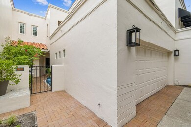 3155 Lake Ellen Dr, Tampa, FL 33618 - photo 4