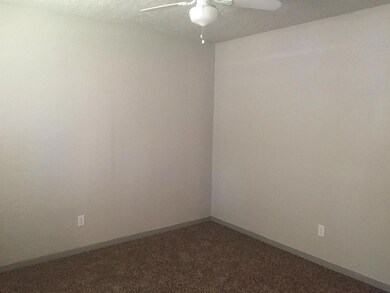 7733 Parker Rd, Houston, TX 77016 - photo 3