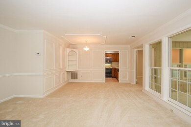5715 Brewer House Cir unit 102, Rockville, MD 20852 - photo 4