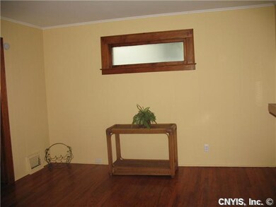 Living Room Hardwood Flrs refinished