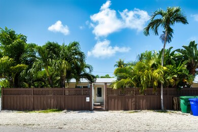 Ext Street View